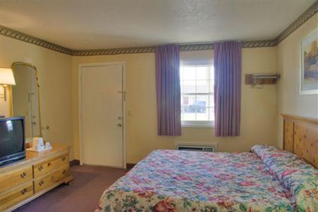 Americas Best Value Inn Farmington (New York)