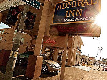 Admiral Inn by the Falls