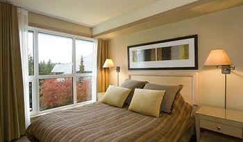 Le Chamois Hotel Whistler