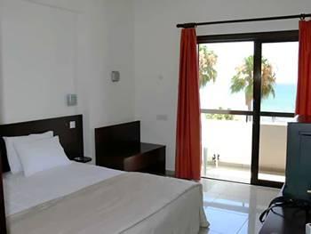 Anadixis Les Palmiers City Beach Hotel