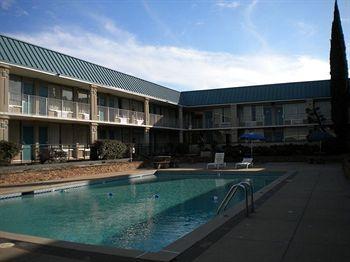 Bossier Inn and Suites