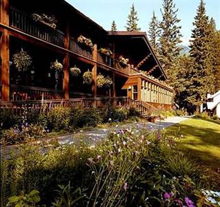 Emerald Lake Lodge