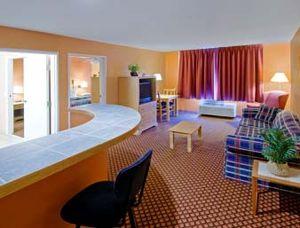 Days Inn and Suites Surprise