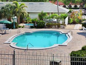 Baymont Inn & Suites Clearwater