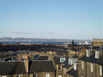 Blue Rainbow Apartments - Edinburgh Royal Garden