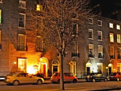 Baggot Court Townhouse