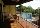 Airlie Beach Myaura Bed and Breakfast