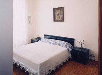 A Roma Bed and Breakfast Rome