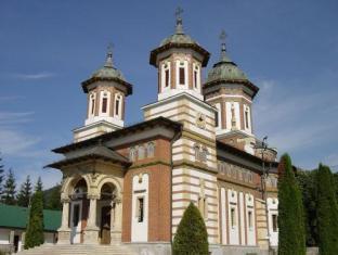 Villas Complex Lucia Sinaia