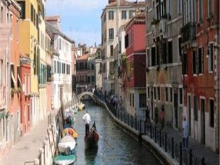 Venice Homes And Holidays