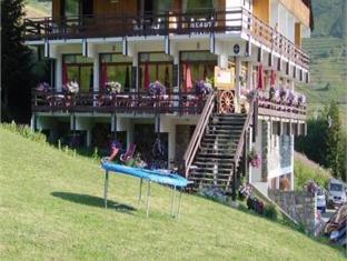 Chalet Hotel La Balme