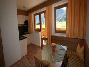 Alpenheim Lina Apartment Langenfeld