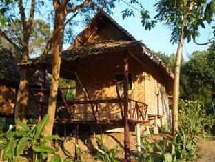 Baan Ton Nam Hotel Pai