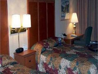 Bend Inn & Suites