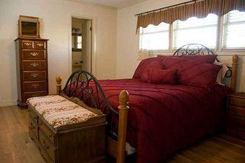 Brazos Oaks Bed & Breakfast Waco