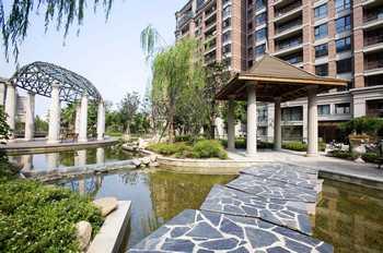 Lanson Place Jin Qiao Residence