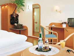 Hotel Zur Linde Gadheim