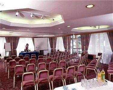 Floatel Hotel Northwich