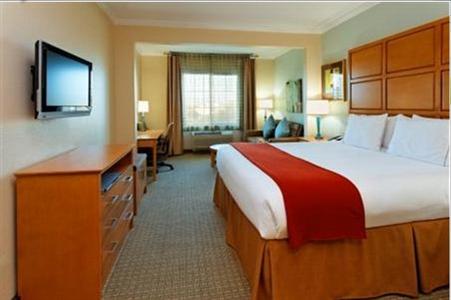 Holiday Inn Express Hotel & Suites Silicon Valley Santa Clara