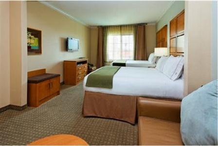 Holiday Inn Express Hotel & Suites Silicon Valley Santa Clara