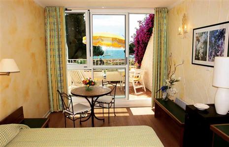 Hotel les Alcyons Le Lavandou