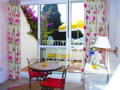 Hotel les Alcyons Le Lavandou