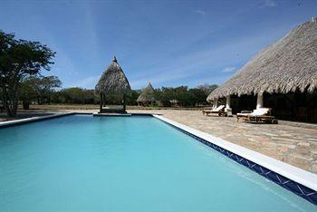 Punta Teonoste Nature Lodges Tola