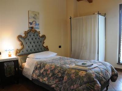 Agriturismo La Fattoria Del Boschetto Hotel