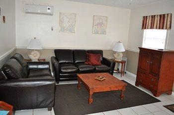 The Boat House Motel