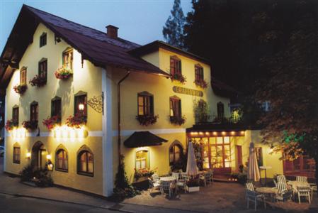 Grafenwirt Hotel