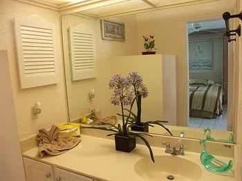 The Boat House Motel