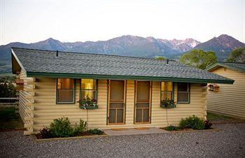 Yellowstone Valley Lodge