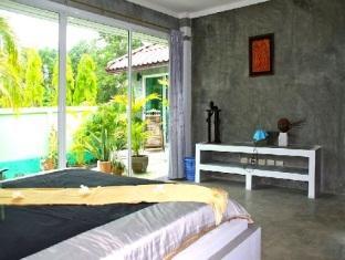 Sunshine Guesthouse Phuket