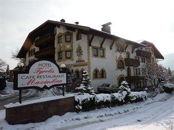 Tyrolis Hotel