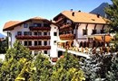 Tyrolis Hotel