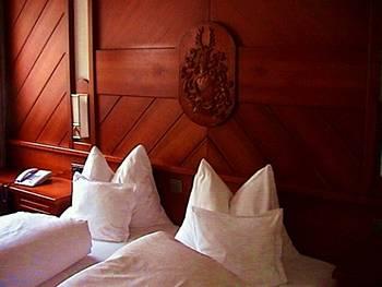 Tyrolis Hotel