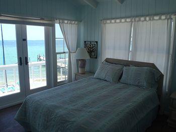 Wheel House Upstairs by Living Easy Abaco