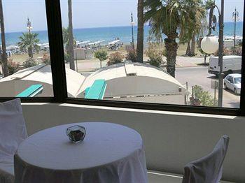 Anadixis Les Palmiers City Beach Hotel