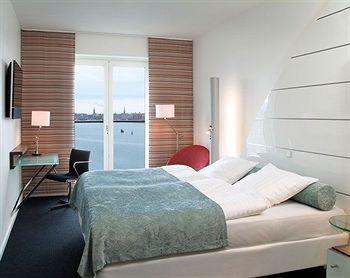 Copenhagen Island Hotel