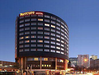 Mercure Paris La Defense 5
