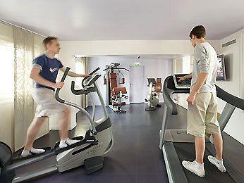 Mercure Paris La Defense 5