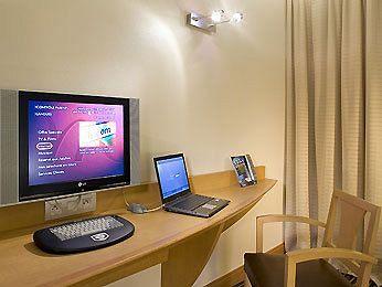 Mercure Paris La Defense 5