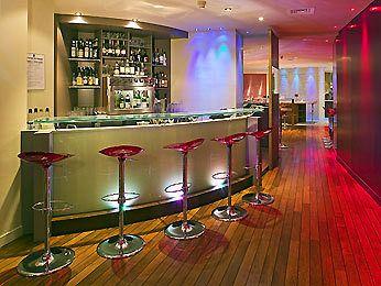 Mercure Paris La Defense 5