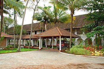 Lemon Tree Vembanad Lake Resort Alleppey