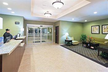 Holiday Inn Express & Suites Brady