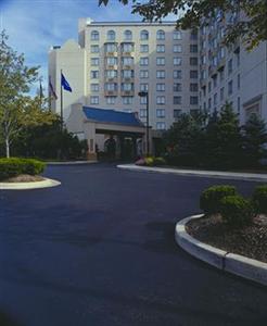 Sheraton Suites Columbus