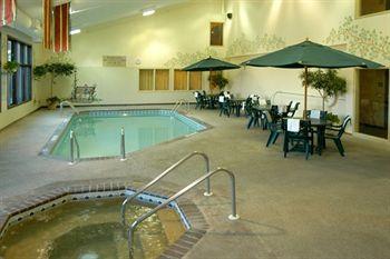 Coon Rapids Plaza Hotel