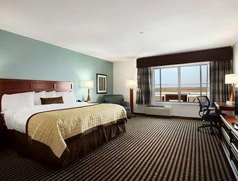 Baymont Inn and Suites Denver International Airport