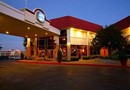 Hotel Trinity InnSuites Fort Worth / DFW