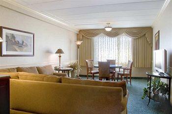 Doubletree Hotel Chicago Alsip